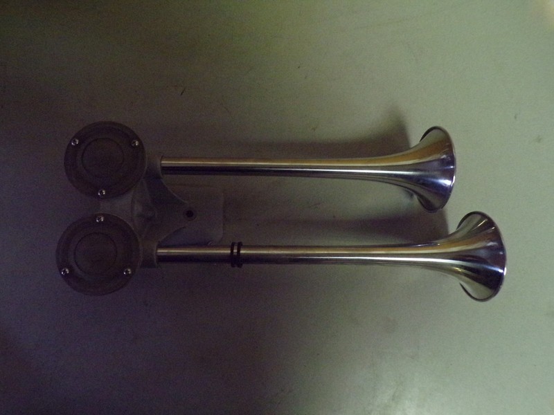 Dual Chrome Air Horn 16" & 14-1/2" *FREE SHIPPING*