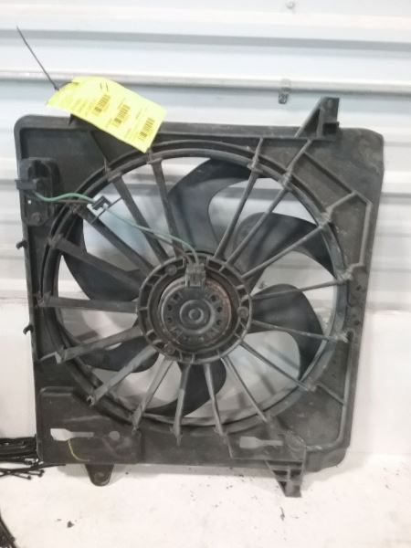 2007-2009 Jeep Wrangler Radiator Fan Motor Fan Assembly 3.8L OEM