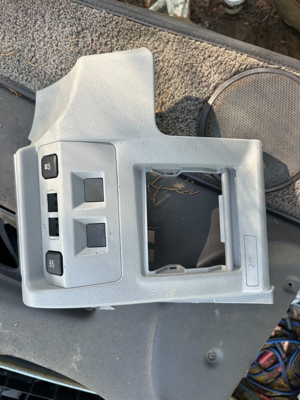 14-18 SUBARU FORESTER OEM LH DRIVER SIDE LOWER DASH BEZEL PANEL W/ SWITCHES