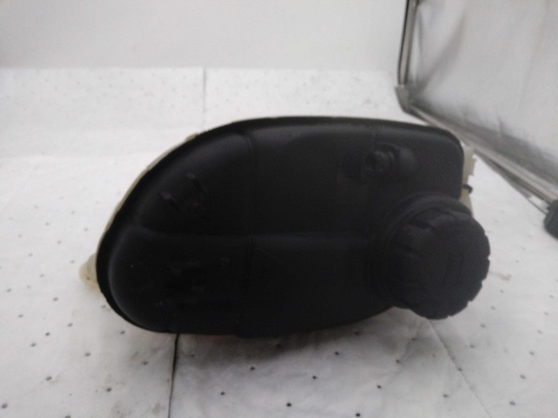 Used Engine Coolant Reservoir fits: 2016 Mercedes-benz Mercedes gla-class 156 Ty
