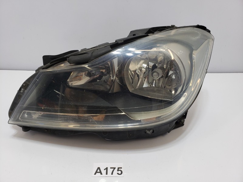 ✅ 2012-2015 OEM Mercedes W204 C250 C300 Front Left Driver Side Headlight Halogen