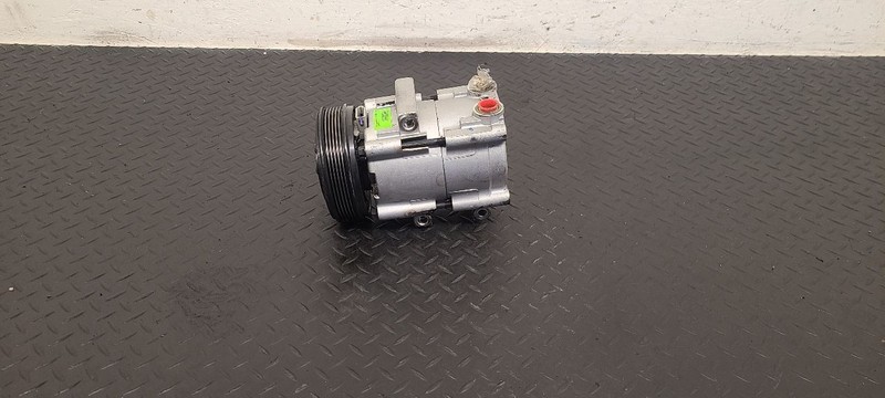 01-07 Ford Escape 3.0L A/C AC Air Compressor OEM 4L3Z-19703-AB