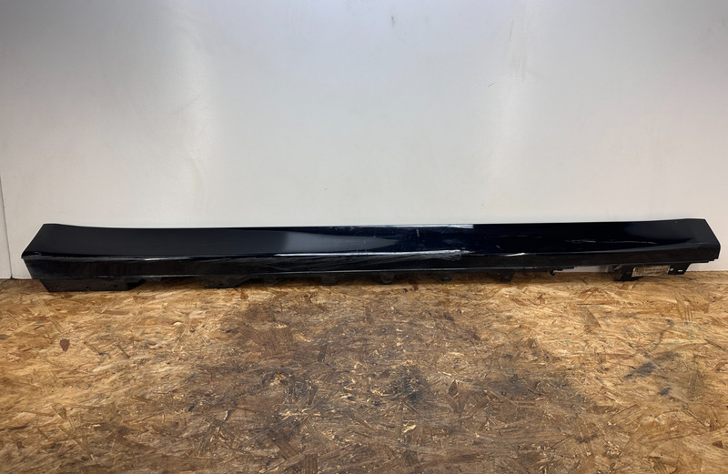 14–20 OEM BMW F36 4Series Right Side Lower Rocker Skirt Cover Trim Panel Black 2