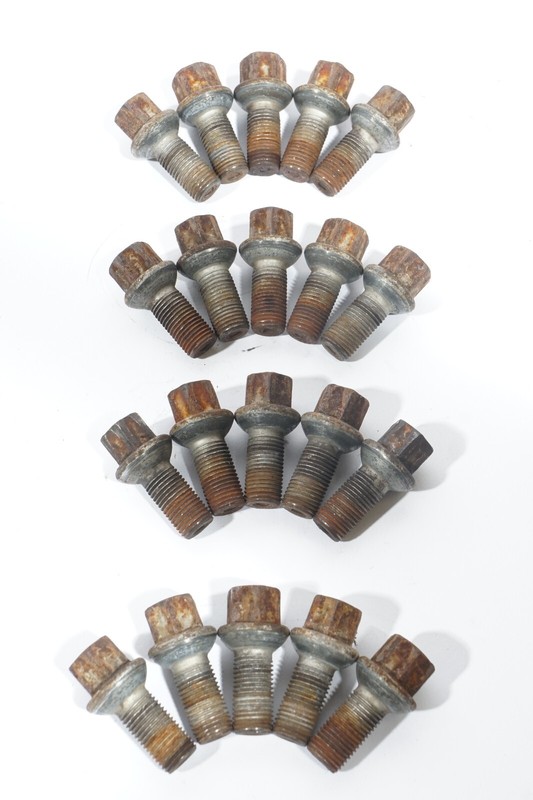 2008 - 2014 Mercedes Benz C Class W204 Lug Nuts Bolts Wheel Flange Set Of 20 Oem