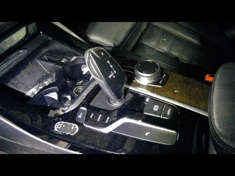 X32019 Automatic Transmission Shifter 1675279