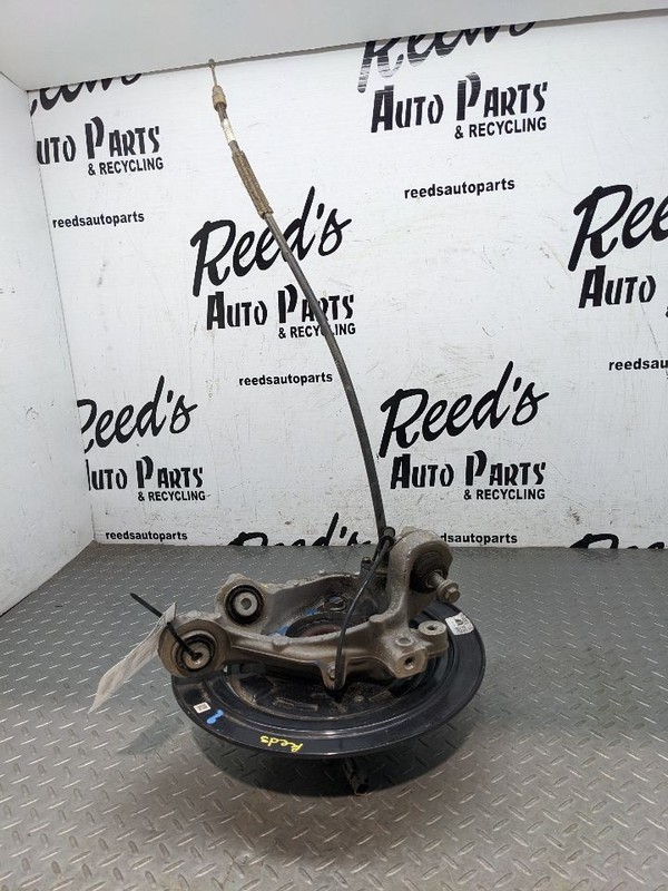 Driver Rear Knuckle/Stub SS Without 1LE Track Package Fits 16-23 CAMARO 1172286