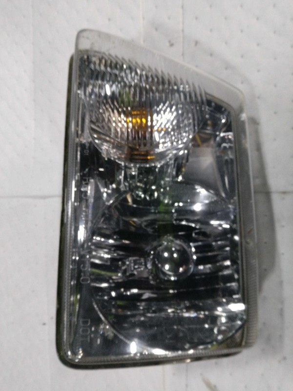 2010 Ford Ranger Left Headlight Assembly Black OEM 240827 134K Miles