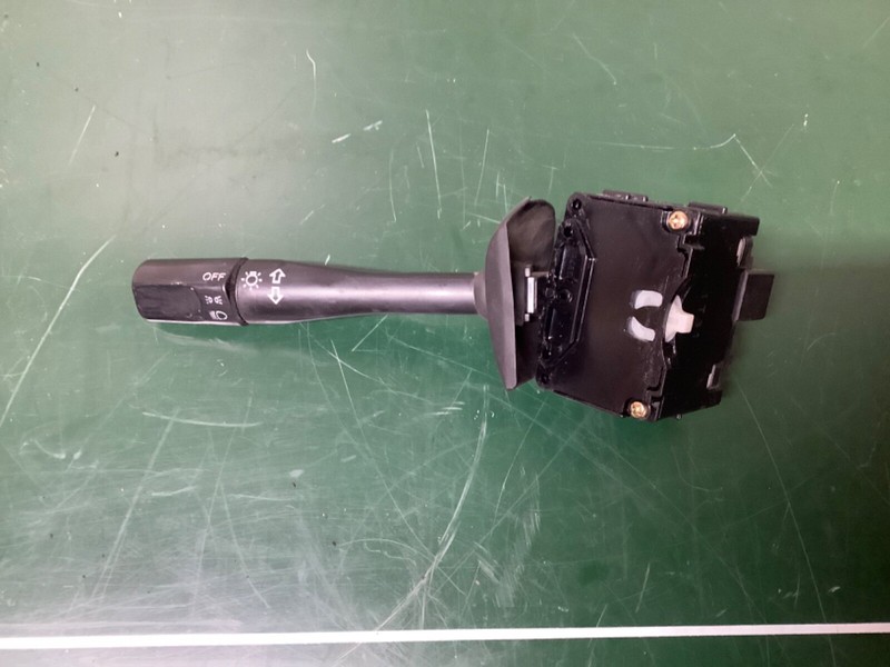 00-03 Acura TLHeadlight, turn signal switch Used OEM
