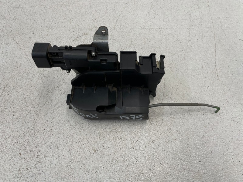 06 07 08 09 10 Hummer H3 Rear Trunk Lid Lock Latch Actuator 1575 OEM