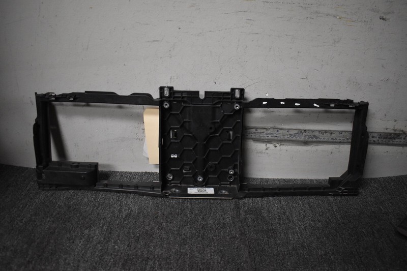 MERCEDES BENZ S CLASS FRONT RADITOR TRIM FACTORY OEM