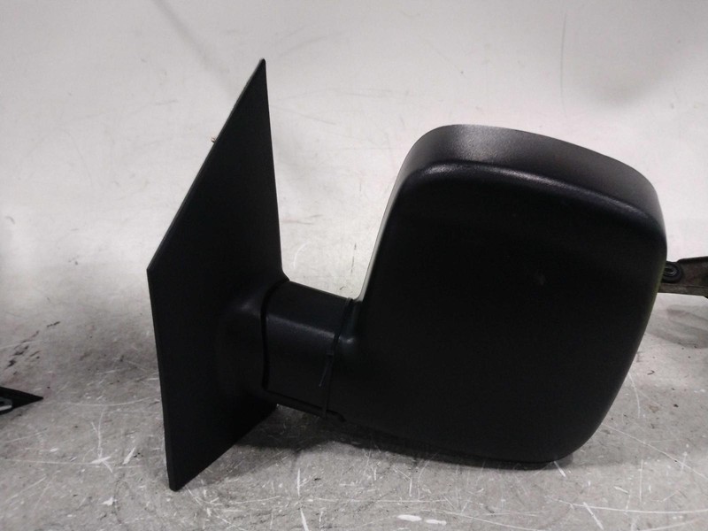 2004 Chevrolet Express 2500 Left Door Mirror Assembly White 91280 Used 155K