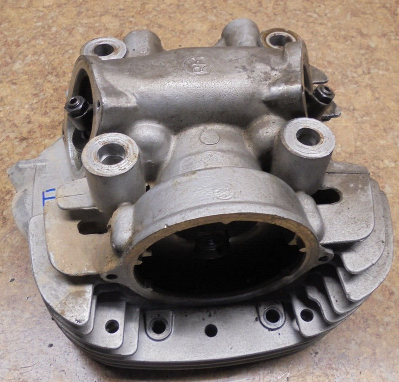 1986 Yamaha XV700 XV 700 Virago Engine Motor Cylinder Head Front 1985 1984
