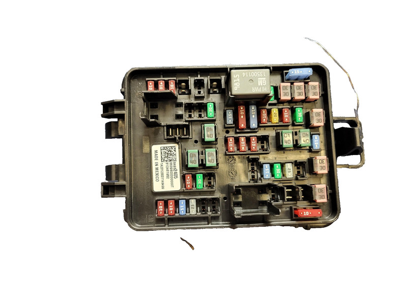 Used Oem CADILLAC Cabin Fuse Relay Junction Box 84932405 for 20-23 CT5 2.0L RWD