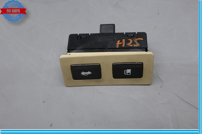 07-12 Lexus LS460 Trunk Lid Open Fuel Door Switch Trim Panel 15C041 Oem