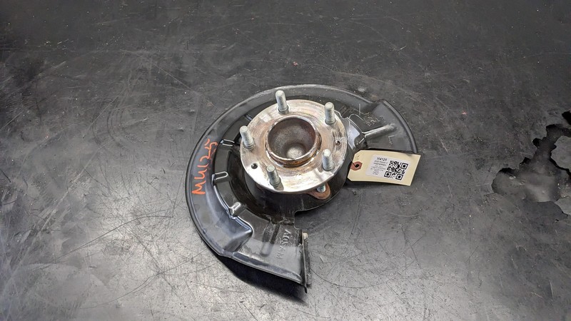 Rear Left Wheel Hub 2022 Mazda 3 BCKE-26-15X 2019 2020 2021 2023