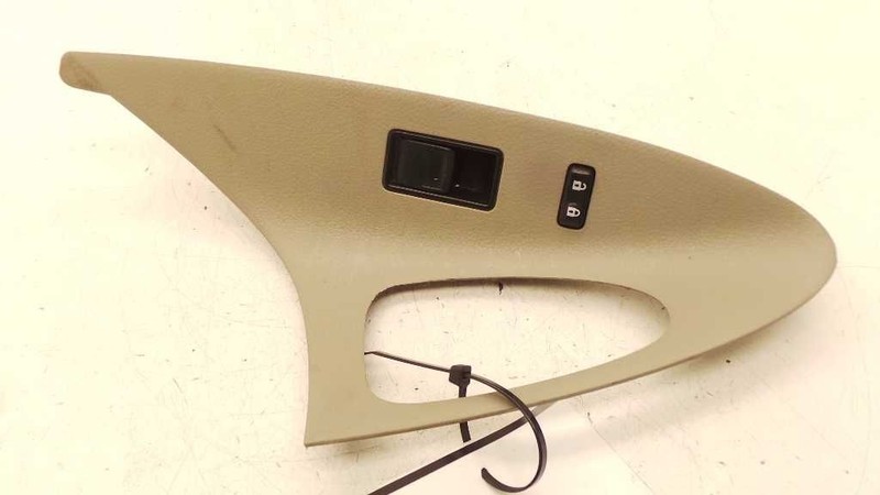 07-11 CAMRY RIGHT FRONT PASSENGERS DOOR WINDOW SWITCH (TAN)