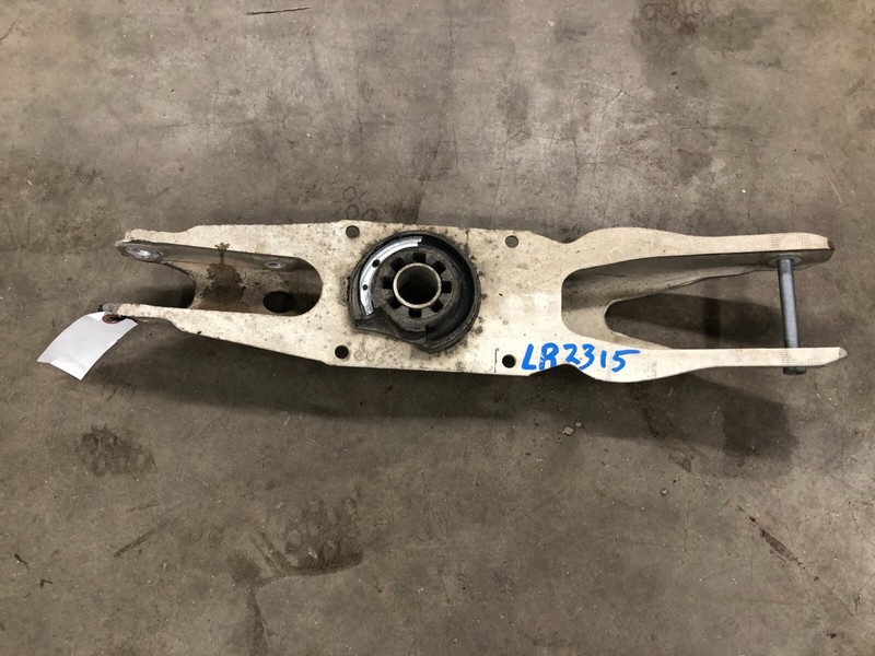 ⭐2017-2019 INFINITI QX30 REAR LEFT DRIVER LOWER CONTROL ARM ASSY OEM LOT2315