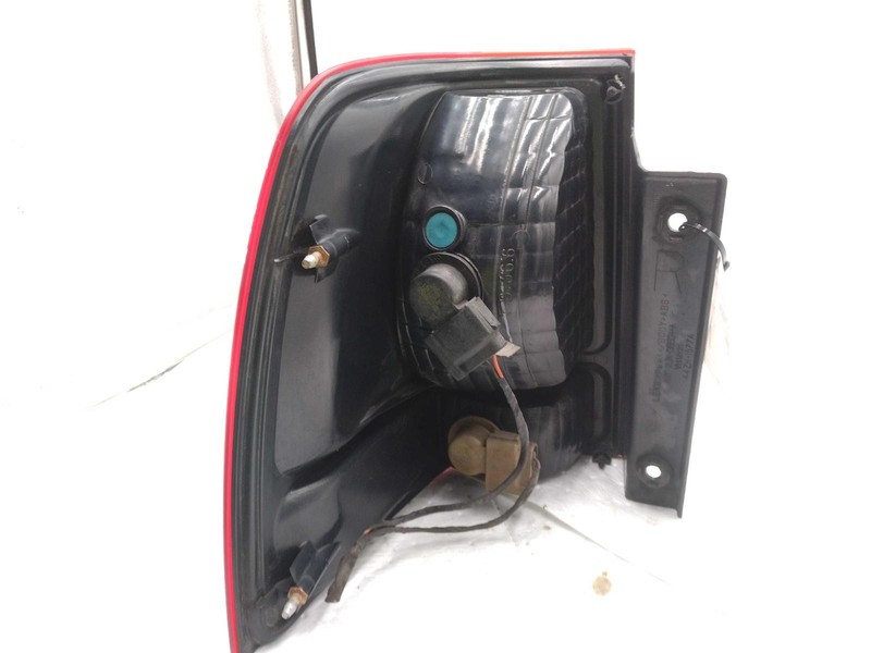 2006 Ford Expedition Right Tail Light Assembly Grey OEM 243018 125K Miles