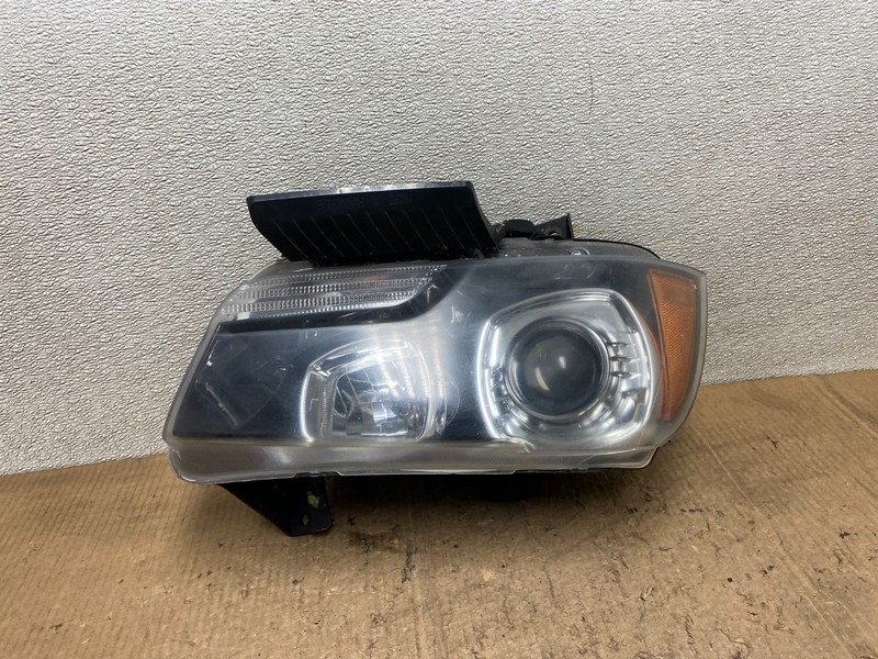 2011 to 2014 Dodge Charger Left Driver LH Side Xenon Headlight AA8552 DW
