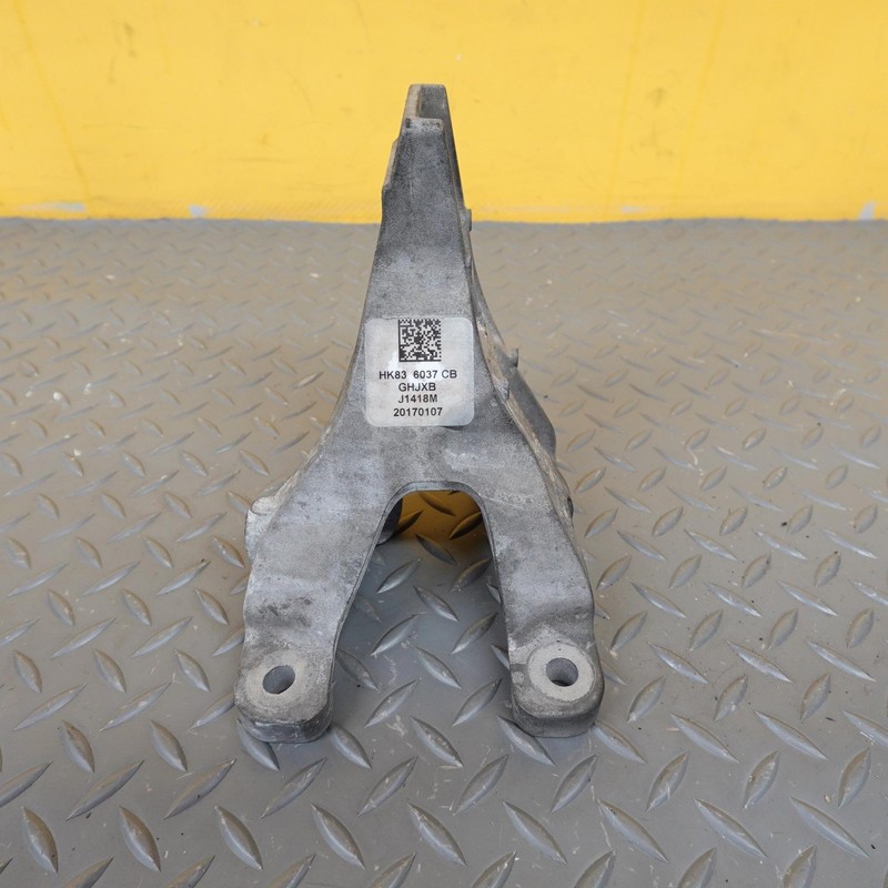 2017-2020 JAGUAR F-PACE Engine Mounting Bracket OEM Hk836037cb