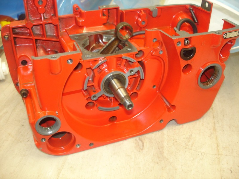 Jonsered 70e crankcaseSEE FULL DESCRIPTIONchainsaw part only #2 .