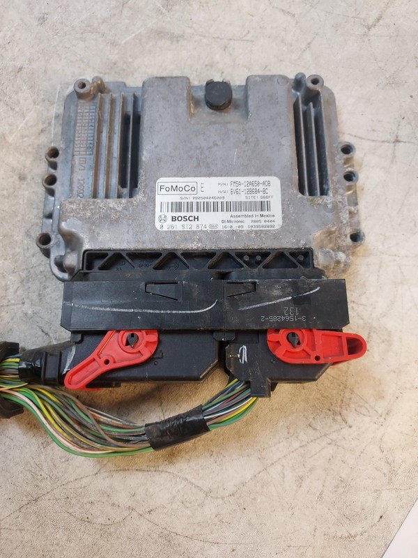 2013-2016 Ford Focus 2.0L Engine Control Module ECU FM5A-12A650-ADB OEM