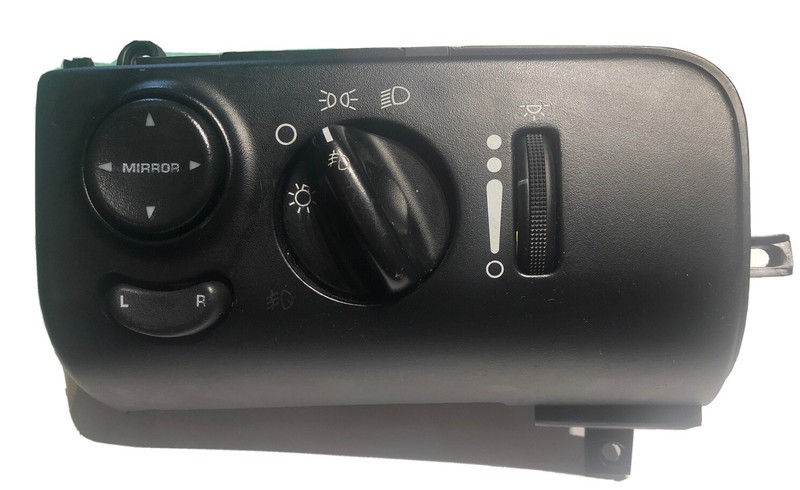 New OEM Ram Head Light Switch & Bezel 3500 6.7 Liter 2012 Mopar P/N: 04685429