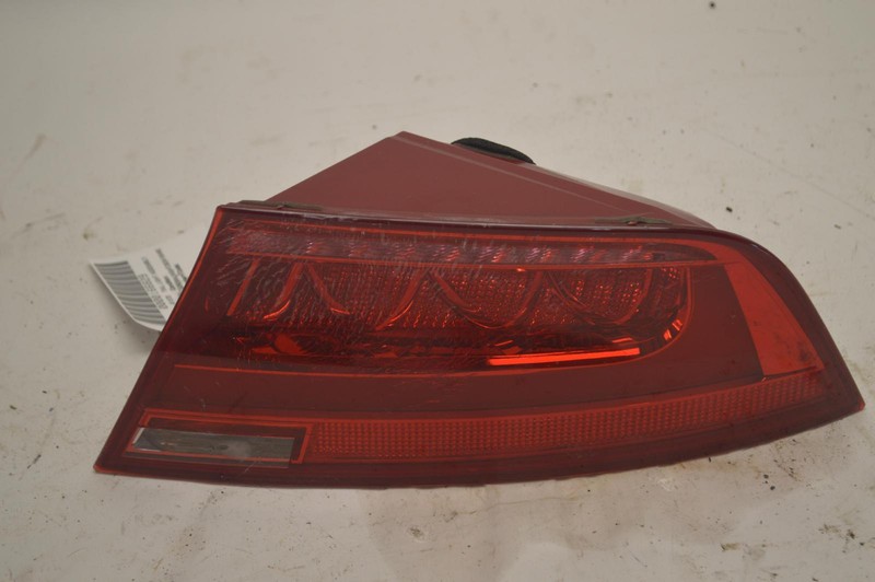 2013-2015 AUDI S7 REAR RIGHT PASSENGER SIDE OUTER TAIL LIGHT LAMP OEM