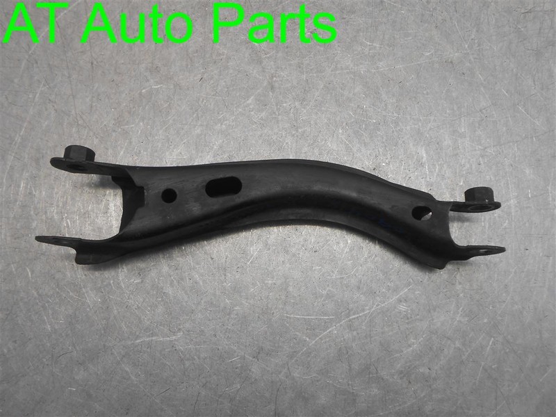08 09 TAURUS X SABLE REAR PASSENGER RIGHT LOWER TRAILING ARM OEM 8G1Z5500AA