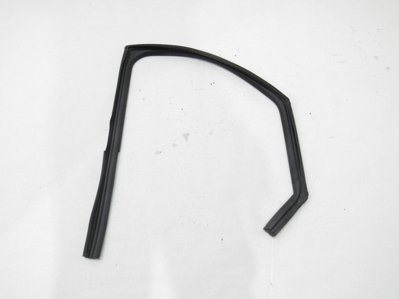 Hyundai Ioniq 5 2023 Rear Left Driver Door Window Glass Channel Seal 21-25 ;@2