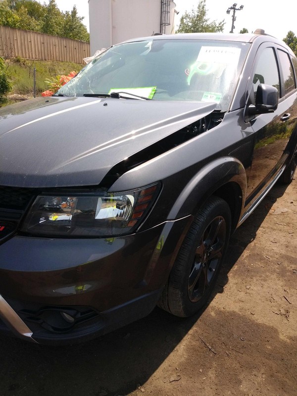 2018 Dodge Journey Grey Front Bumper Assembly OEM 05182026AA 83K Miles