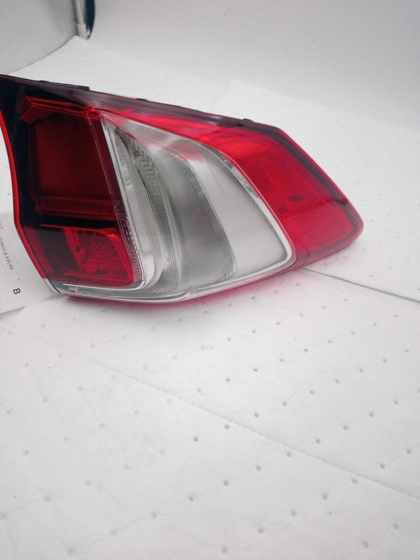Used Left Tail Light Assembly fits: 2016 Acura Rdx quarter panel mounted Left Gr