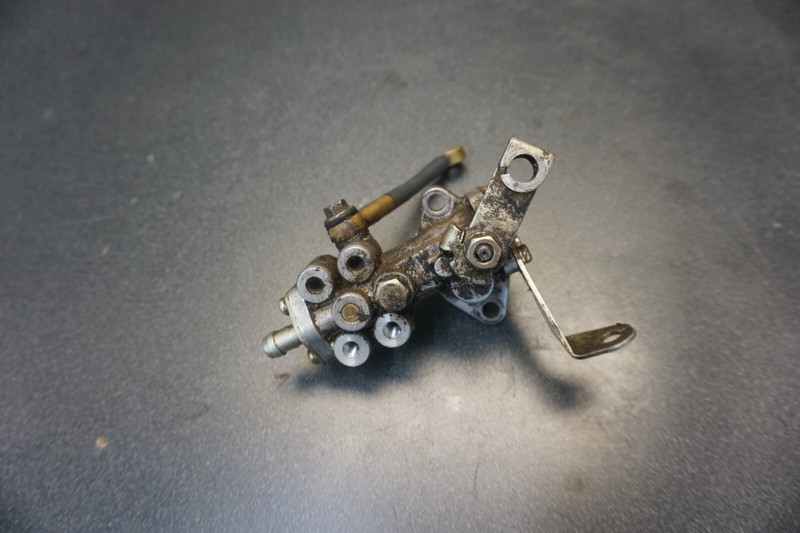 1995 Arctic Cat OEM Oil Injection Pump Ass''y ZR 580 EFI 3004-397