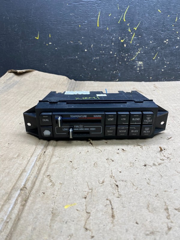 2011 to 2013 Buick Regal Radio AC Heater Temperature Climate Control X6041 DG
