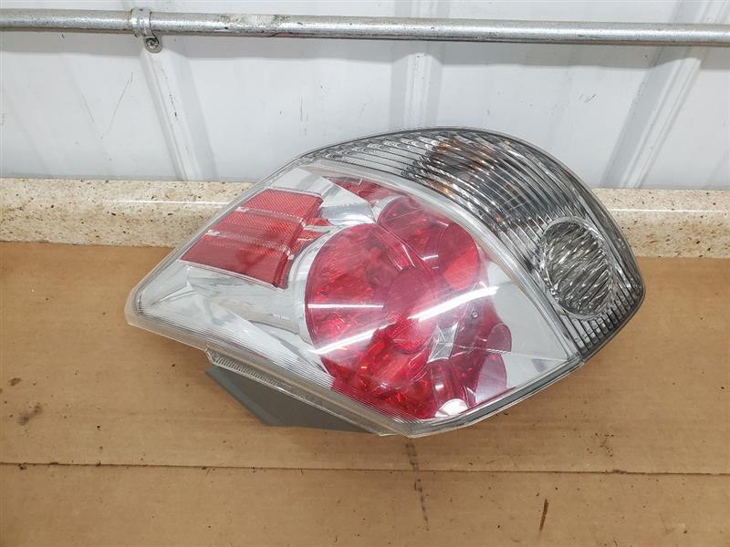 Passenger Right Tail Light Fits 04-08 MATRIX 283181
