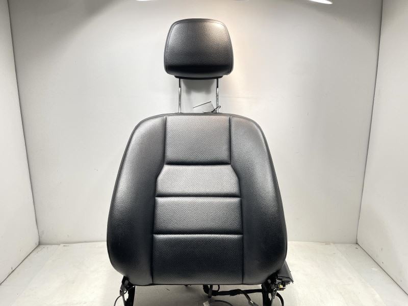 08-14 MERCEDES C-CLASS LEFT FRONT SEAT BACK BLACK TC: 121A 3.5L AT AWD 95K 49082