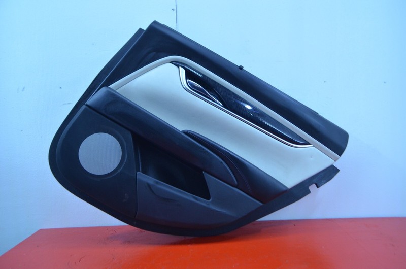 13-17 CADILLAC XTS REAR RIGHT PASSENGER SIDE INTERIOR DOOR PANEL OEM