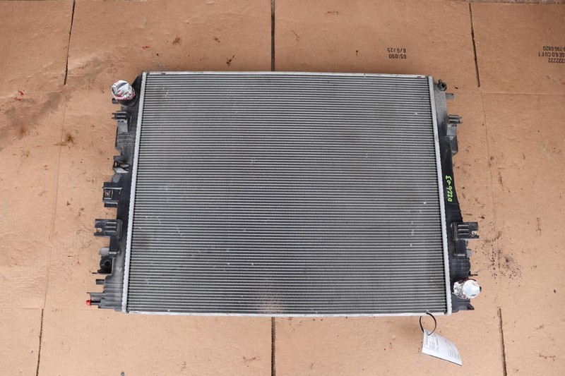 2014-2019 DODGE RAM 1500 3.0L DIESEL ENGINE COOLANT COOLING RADIATOR OEM