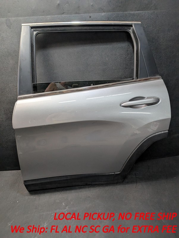 Rear Left Door Assy 2017 Jeep Cherokee 68110161AD 2016 2018