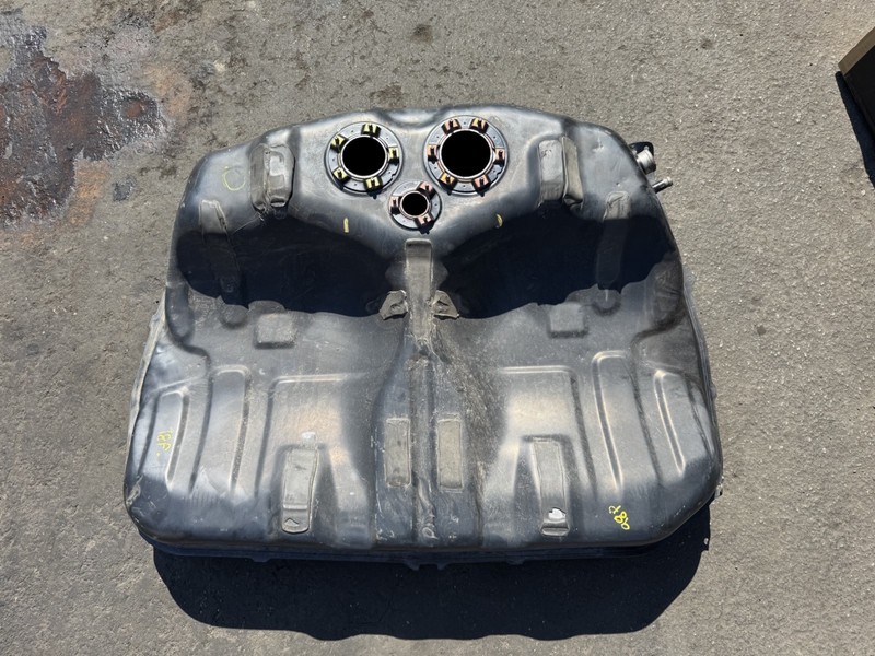 97 Honda Prelude Gas Tank Fuel 17500-S30-A31 OEM