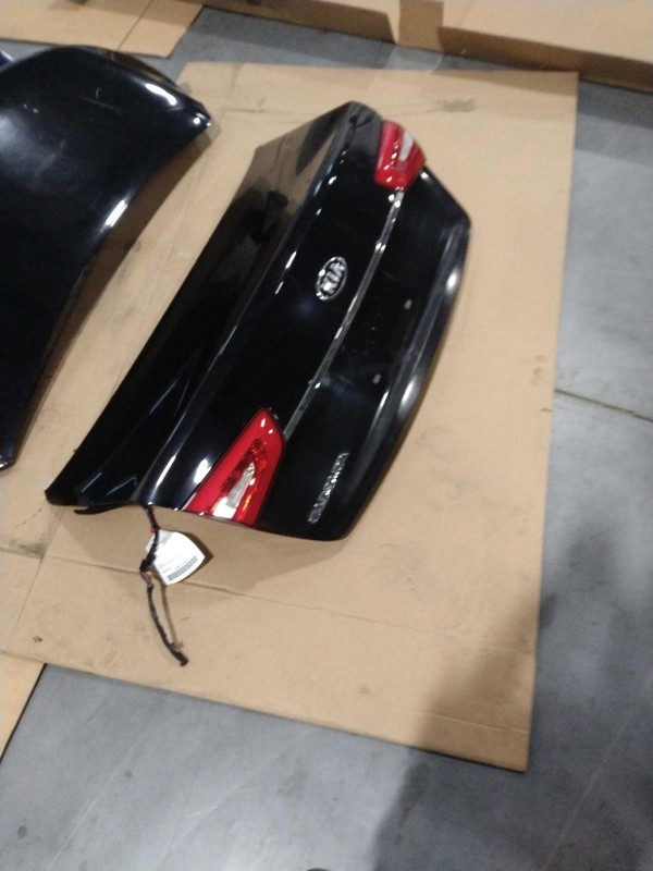 2014 KIA Cadenza OEM Black Deck Lid Trunk Lid 692003R580 69k Miles
