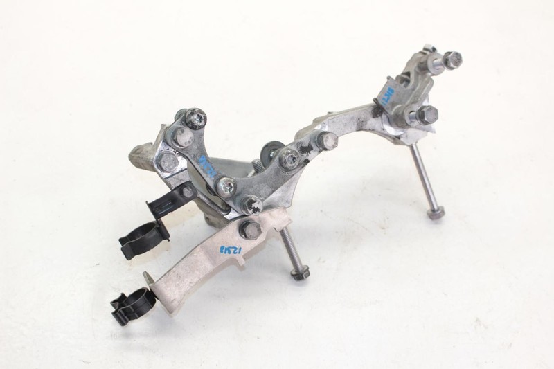 08-13 BMW M3 4.0L Ac Compressor Bracket 7838221