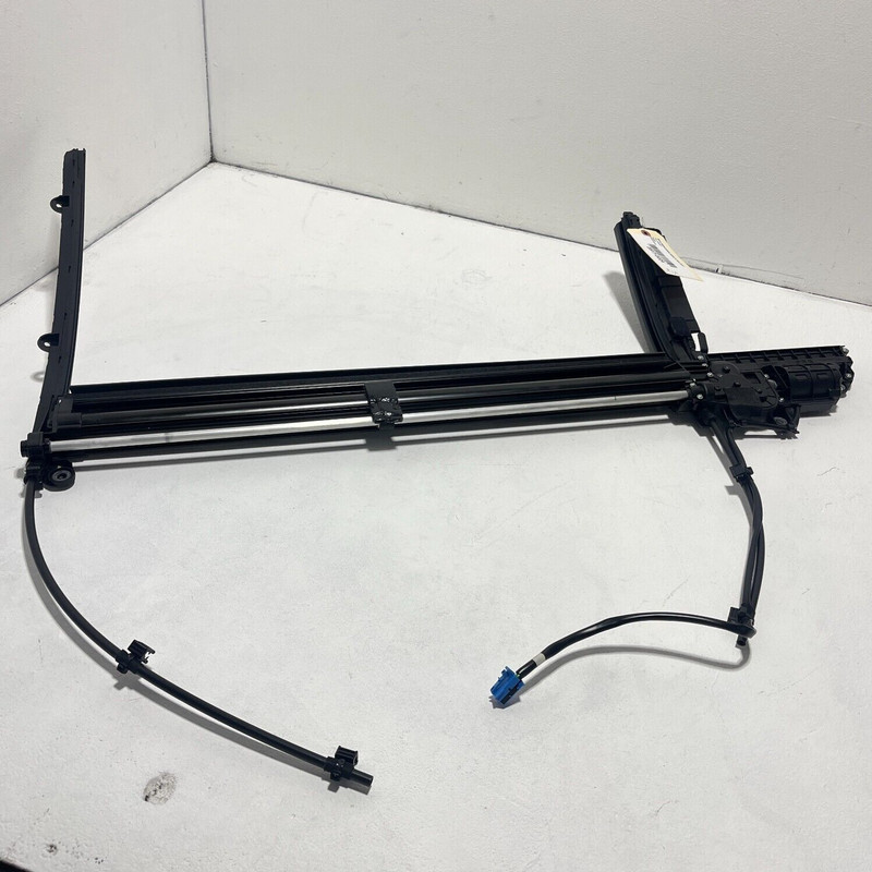 2014-2017 MERCEDES S550 W222 REAR RIGHT DOOR WINDOW SUN SHADE ROLLER BLIND OEM