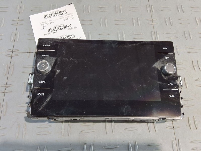 2018-2023 Volkswagen Atlas Radio 8" Display and Controls w/Navigation