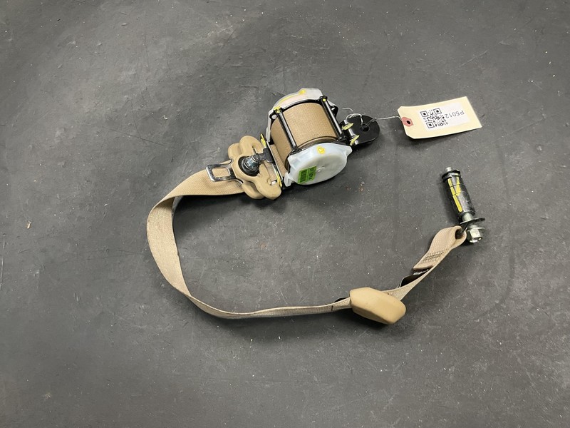 2nd Row Rear Left Seat Belt Retractor 2015 Kia Sedona 89810-A9500 2016 2017 2018