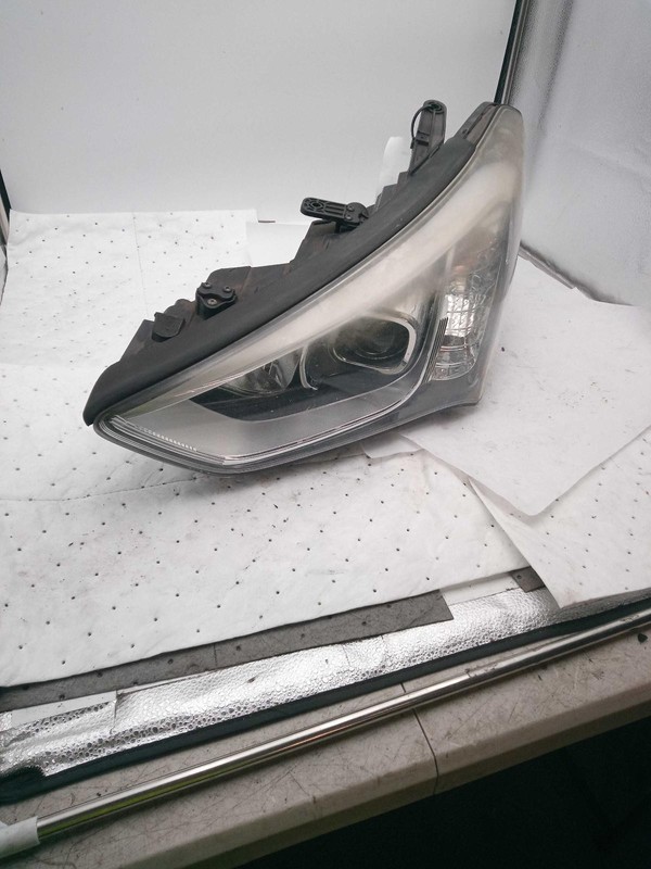 2015 Hyundai Santa Fe Left Headlight Assembly - Haze on Lens, Used