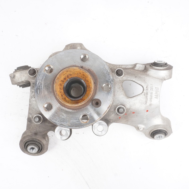 2014-2021 BMW i3 I01 Hybrid Rear Right Passenger Side Spindle Knuckle Hub OEM