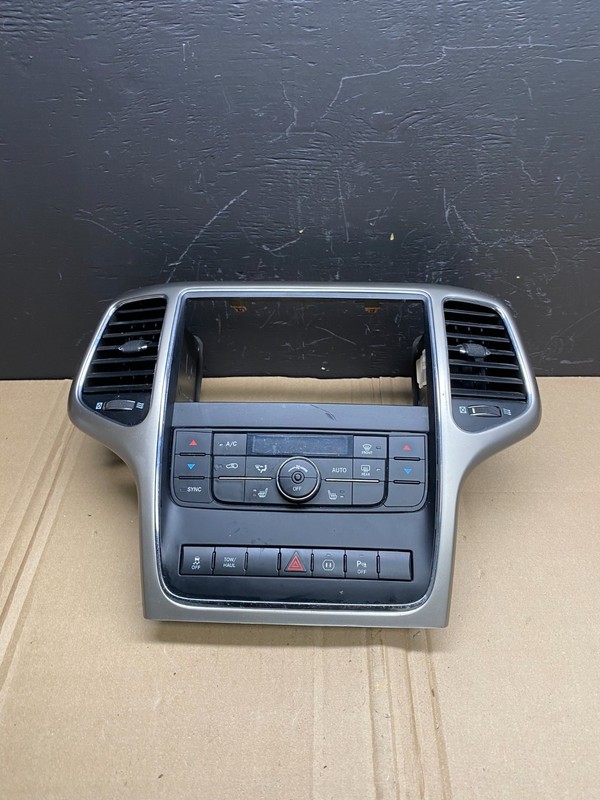2011-2013 Jeep Grand Cherokee Center Radio Climate Control Bezel Vent AC6705 DG