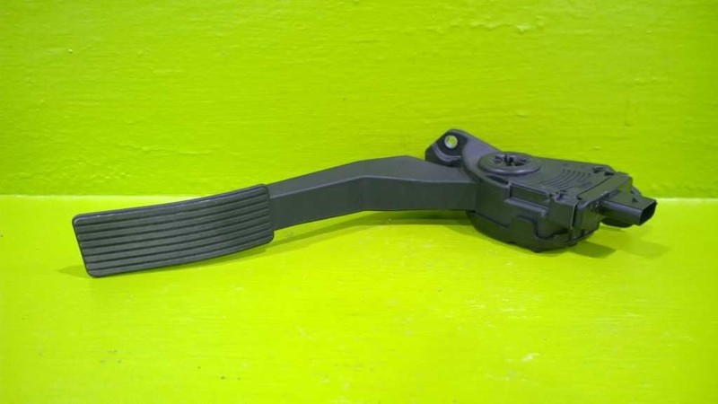 08 09 10 11 12 FORD ESCAPE GAS ACCELERATOR PEDAL OEM 2826-12