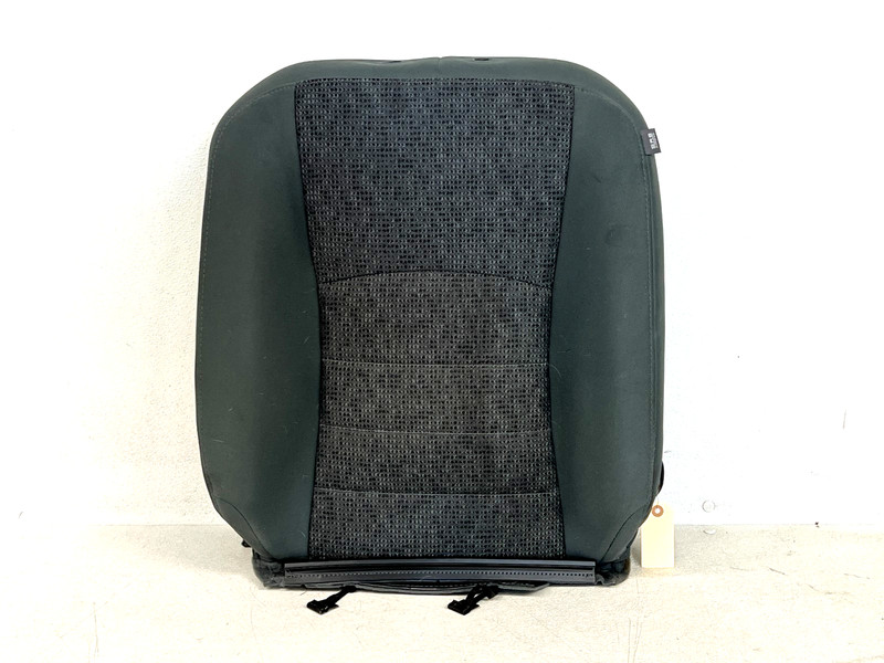 ⭐2014-2018 RAM 1500 FRONT LEFT SIDE SEAT UPPER BACKREST CUSHION GRAY OEM LOT2619